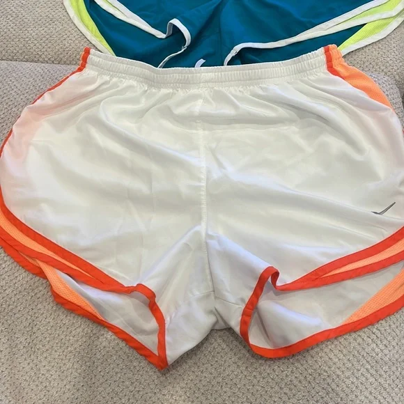 Nike short - Picture 4 of 7